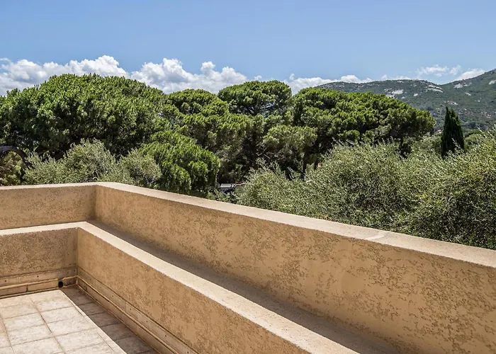 Gorgeous Home In Calvi * Кальви