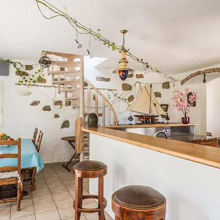 Gorgeous Home In Calvi Dom wakacyjny *