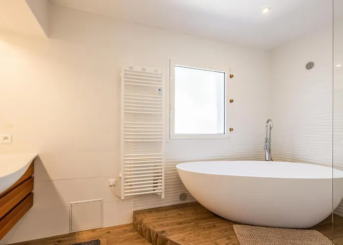 Gorgeous Home In Calvi Calvi (Corsica)